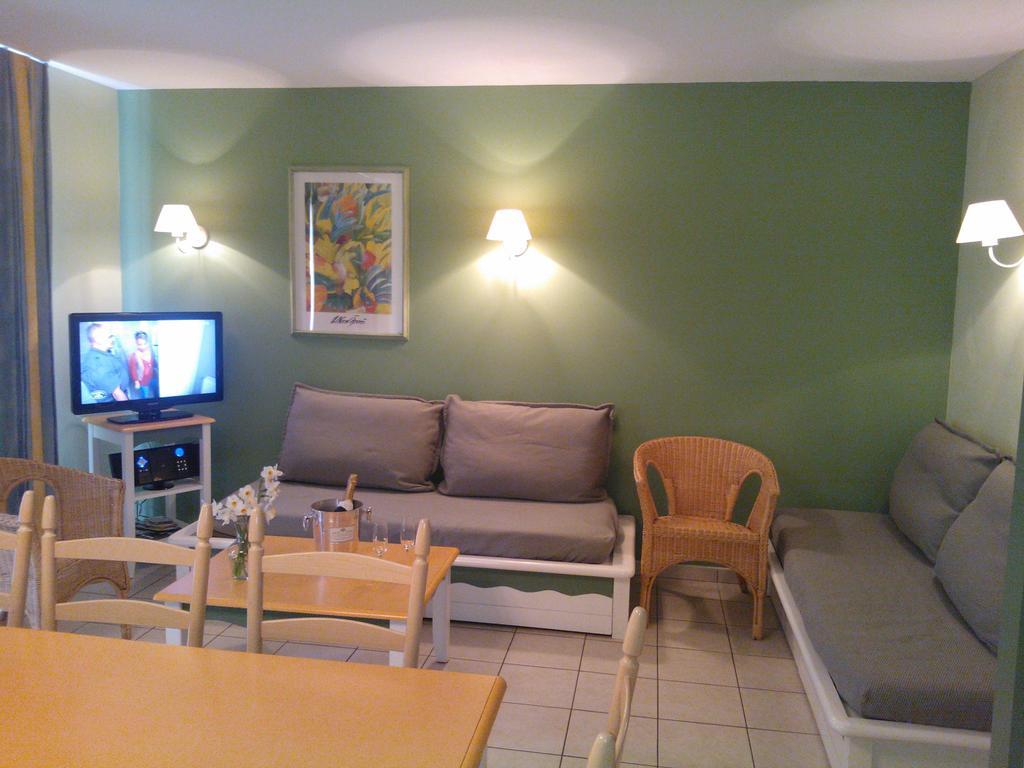 3 Bedrooms Holiday Home Golf Resort Port-Bourgenay Talmont-Saint-Hilaire Room photo