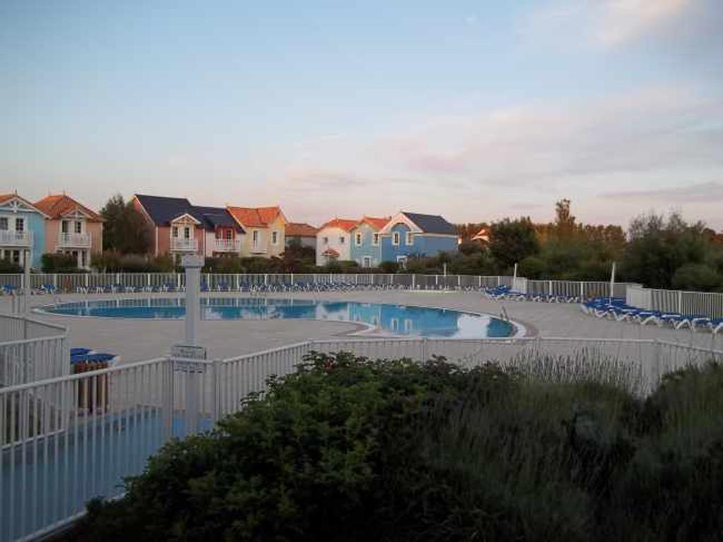 3 Bedrooms Holiday Home Golf Resort Port-Bourgenay Talmont-Saint-Hilaire Room photo