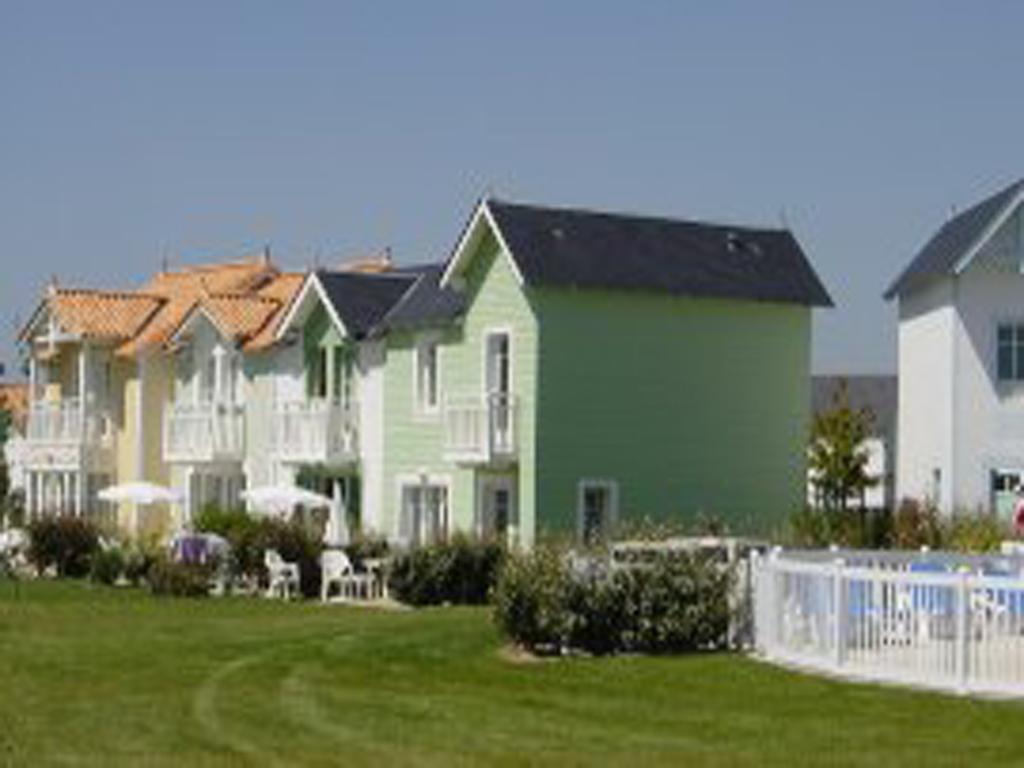 3 Bedrooms Holiday Home Golf Resort Port-Bourgenay Talmont-Saint-Hilaire Exterior photo